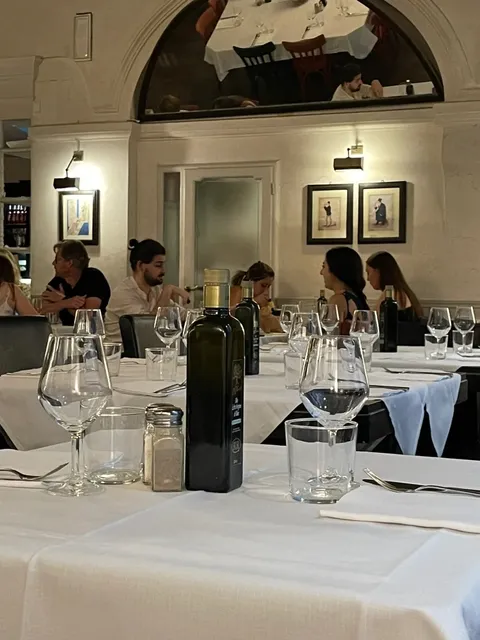 Florence | It's not Lemon Juice, It's Liquor and Passion. 🍹🔥