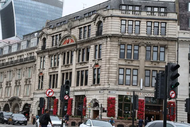 🚌 Big Bus: The Perfect First Key to Unlock London! 🇬🇧✨