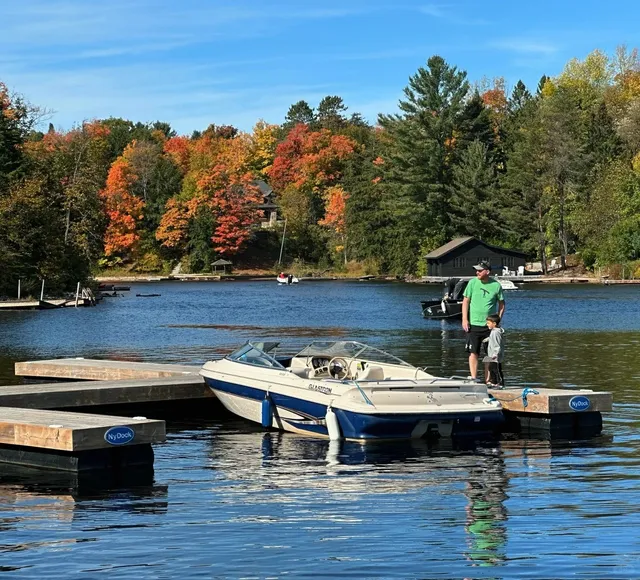 🍁 Where to Enjoy Autumn in Toronto | Huntsville Fall Foliage Trip