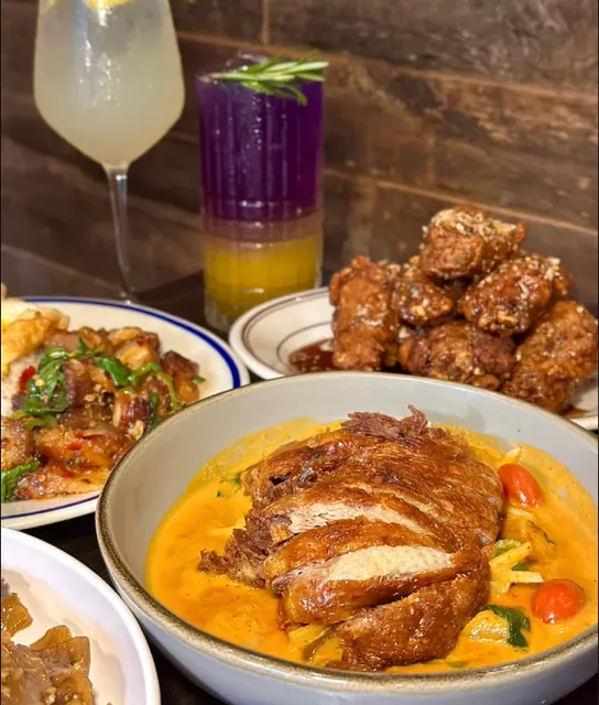 New  York  best Thai food --Myrtle Thai