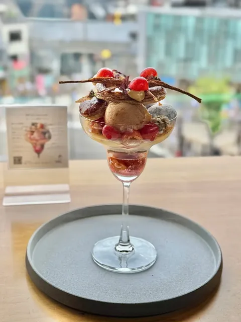 Tokyo's Beautiful Parfait Guide (1)