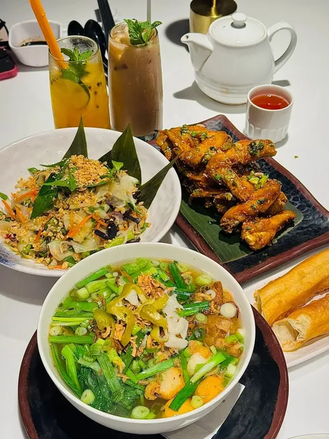 ​​This Legendary Vietnamese Pho Just Opened Downtown! 