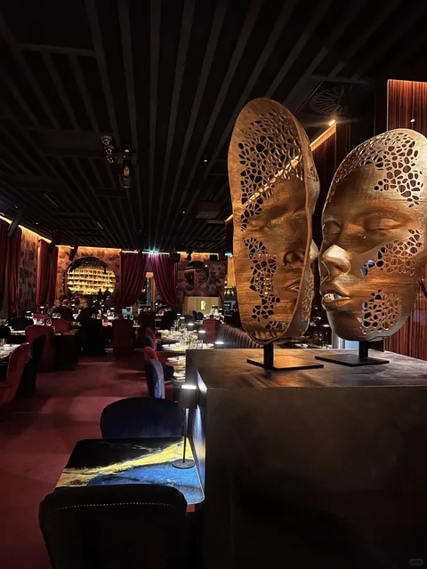 Exploring | Riviera Milano Restaurant