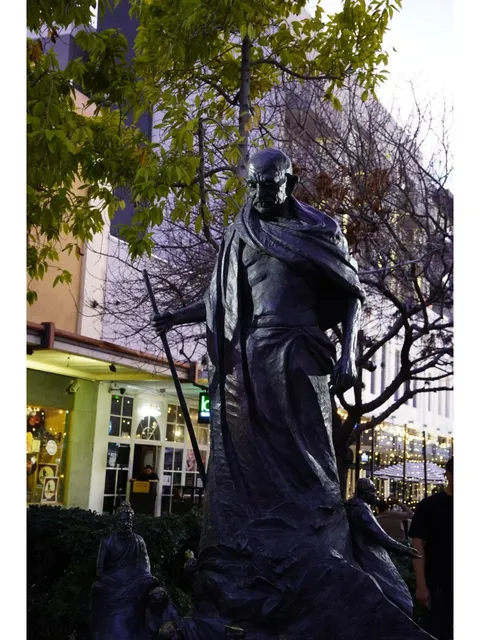 🌸 UCR & Riverside, California – Perfect Place to Fall in Love! 💖