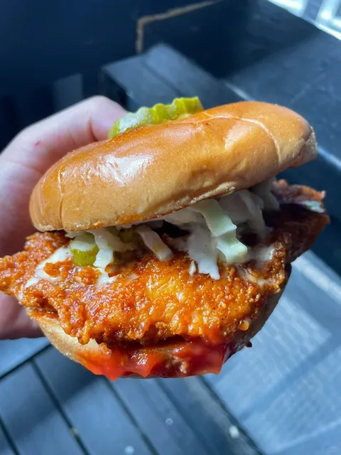 Nashville Food Adventure | Can’t Miss Hattie B’s Hot Chicken!
