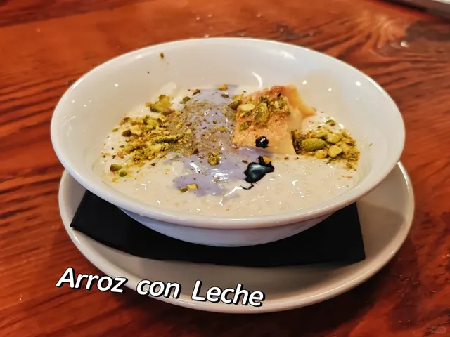 🇺🇸 Austin Food Discovery | Hidden Gem Spanish Fusion Restaurant