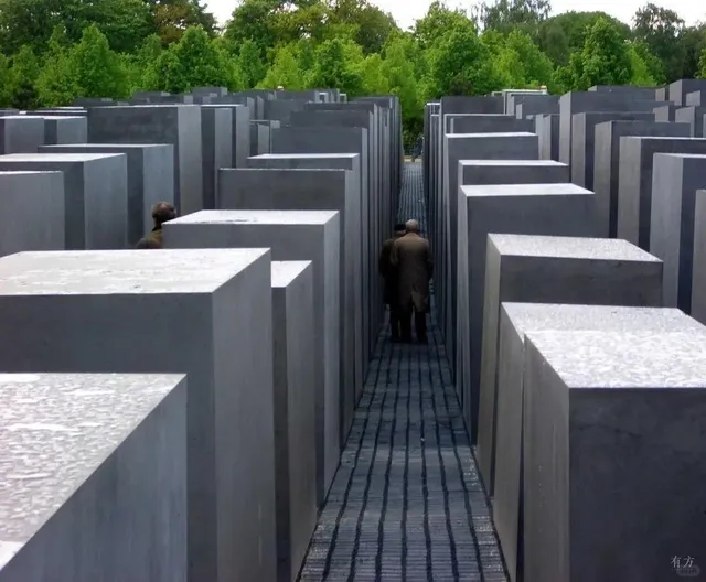 Memorial to the Murdered Jews of Europe 🕯️🏗️
