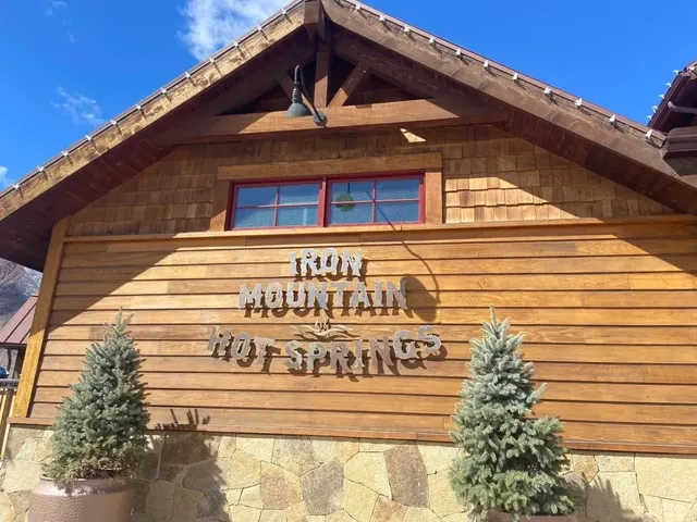 Iron Mountain Hot Springs🎫 50% OFF | Iron Mountain, Colorado