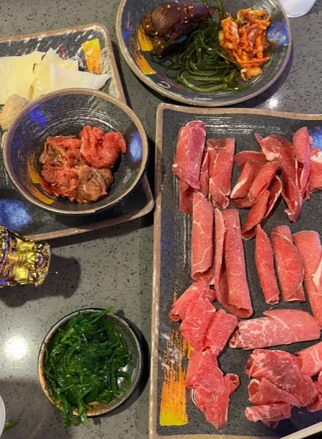 🍲 Dragon Pot | A Satisfying Hot Pot & KBBQ Combo in the Twin Cities