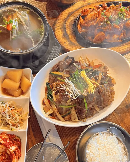 Tried the "No.1 Korean Restaurant in Richmond" 🇰🇷  