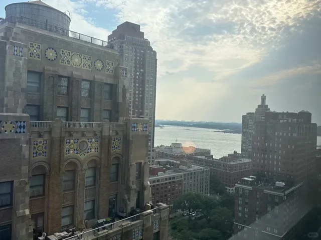 Highly Recommended: New York Marriott Downtown 🏙️💫