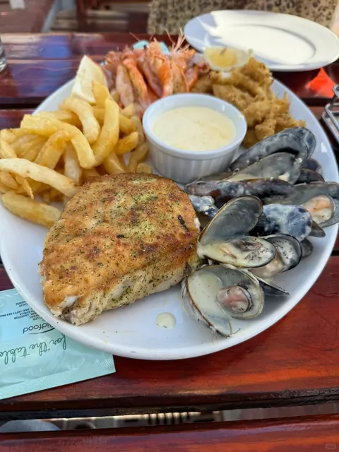 🇿🇦 Cape Town's Safest Haven: Simon's Town