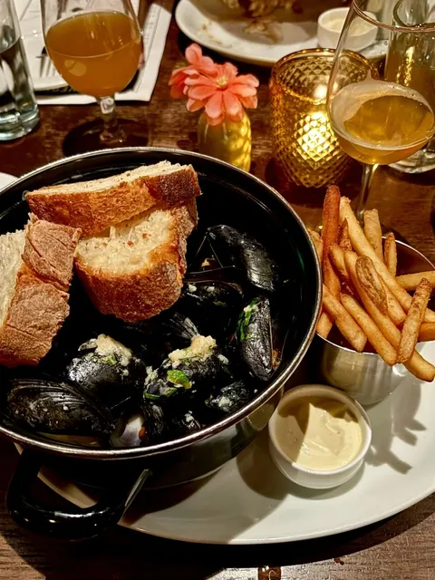 🇺🇸 DC Restaurant Week Find: A Surprisingly Awesome Belgian Gem! 🇧🇪