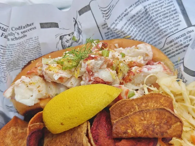 🇨🇧 ​​Ad Mare Seafood Truck: Ottawa's Lobster Roll King!​​ 🦞💥