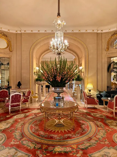 🇬🇧 London Hotel Review: The Ritz – Absolutely Magnificent! ✨🏨