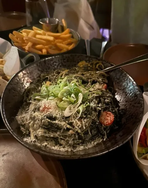 Iceland 🇮🇸 | Dining in Akureyri – The Whaling Town