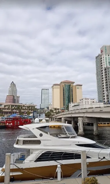 Great Hotel and Restaurant!