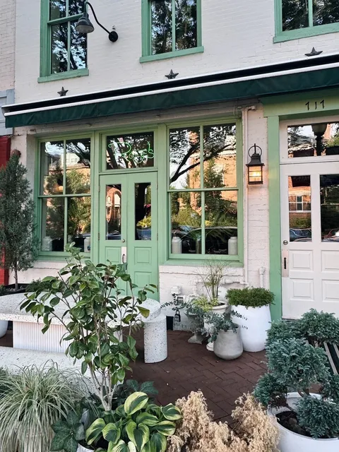 Rose’s Luxury – A Classic DC Michelin-Starred Spot 🌟