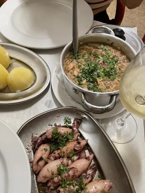 Cascais Hidden Gem: Don't Miss This Seafood Rice Spot!