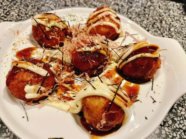 🛍️ Columbus Food｜Slurping Turtle — Japanese Food While Shopping