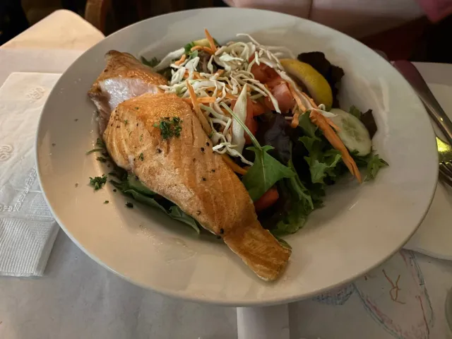 🍔 So Much Better Than Typical Bar Food! 🎵✨