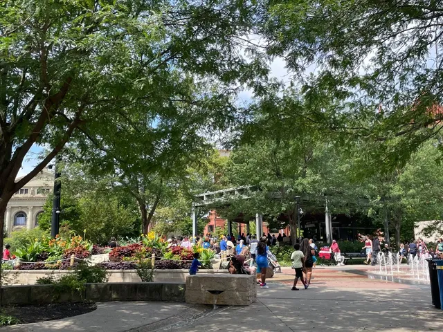 A Parent's Trip to the US: Exploring Cincinnati with My Daughter 👩🏻