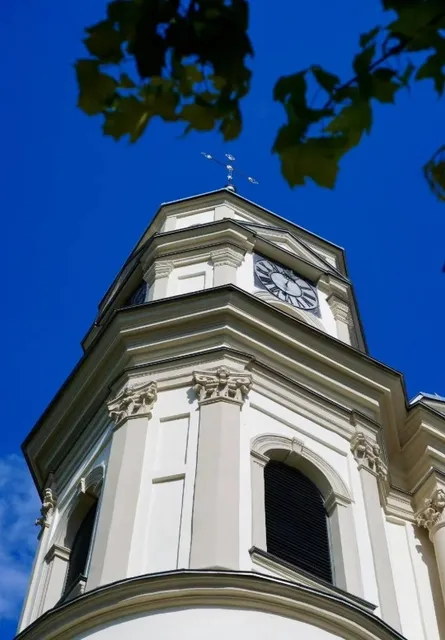 Lithuania 🇱🇹: Where History Flows Through Church Walls