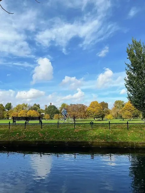 Clissold Park: A Hidden Gem in North London 🌟
