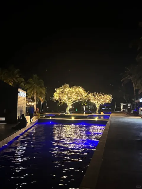 🌊 Romantic Seaside Dining at Hilton's Nuku Restaurant