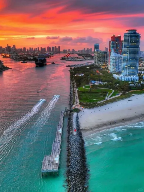🌴🏖️ Miami is Perfect for Citywalks! Here's Your Guide~! 💞