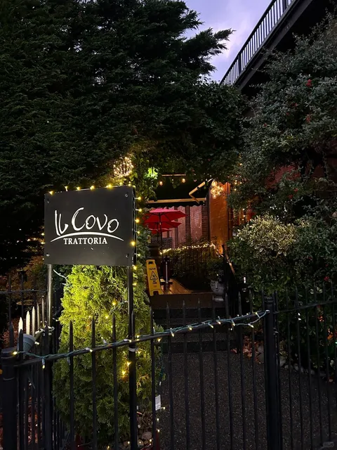 📍IL Covo Trattoria - Victoria's Finest Italian Dining Experience! 🇮