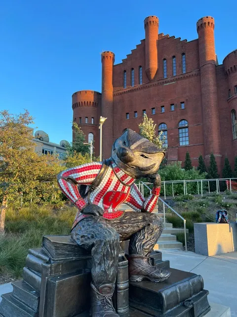 A Day Trip in Wisconsin 🚤🍃