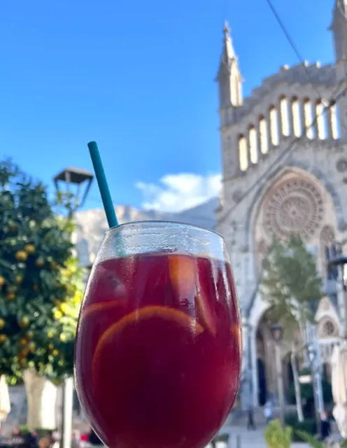 Mallorca! Delicious restaurant in the town of Soller!