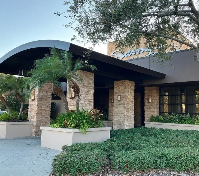 Seasons 52 Restaurant: Unexpectedly Delicious!