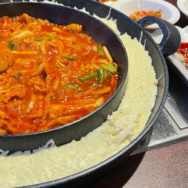 Take You to Eat, Drink & Have Fun | Kingston’s Hidden Gem Korean Resta