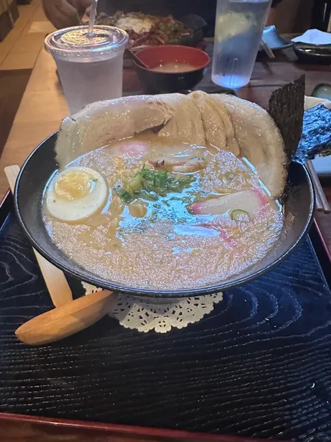 I’m totally in love with these two restaurants I tried in Long Beach