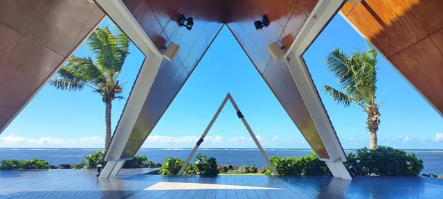 Pacific Island Nation  [Samoa’s To Sua Ocean Trench – Heaven’s Well]🌊