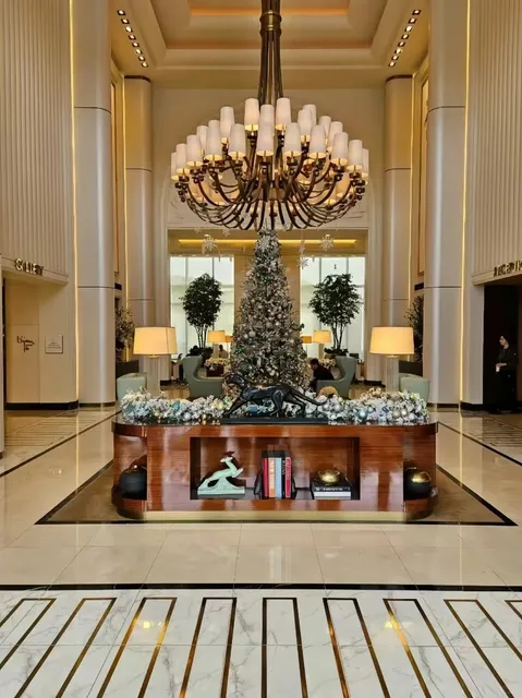 Waldorf Astoria Beverly Hills – Great Location & Amazing Value 😭