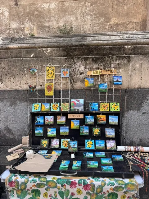 📍 Sicily · Catania｜A Serendipitous Street Art Encounter