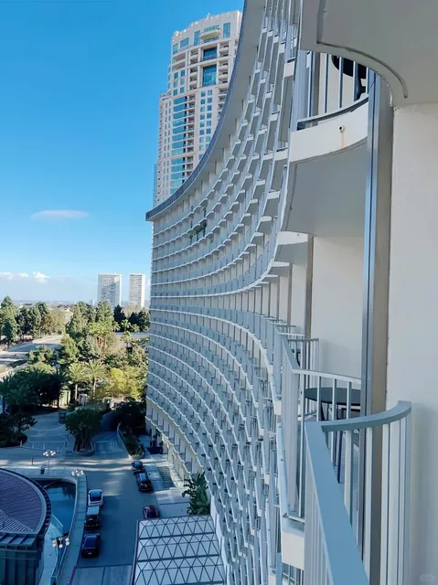 You Can’t Go Wrong Staying Here in LA – Right Next to Century Plaza! 