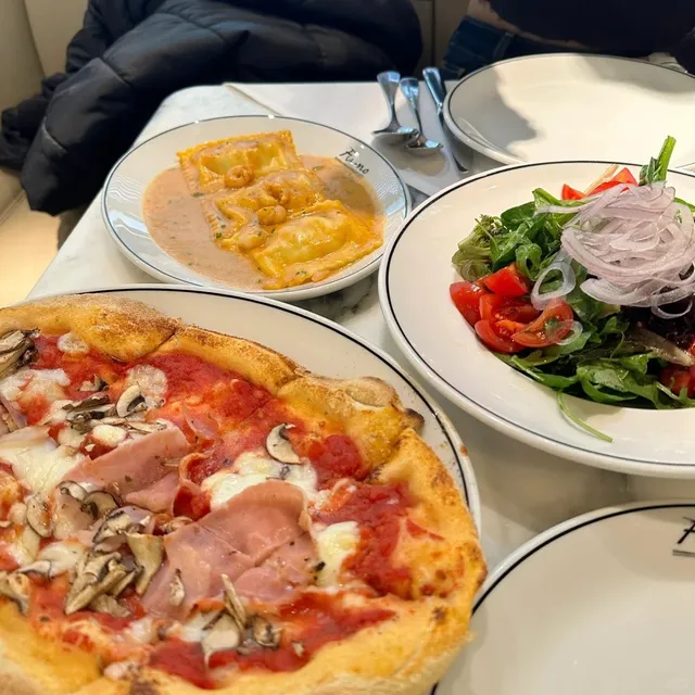 🇬🇧 Birmingham | The Hottest Italian Spot in Town! 🍕✨