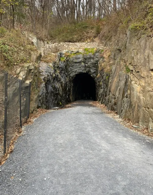 🏛️ The Blue Ridge Tunnel (Crozet Tunnel)