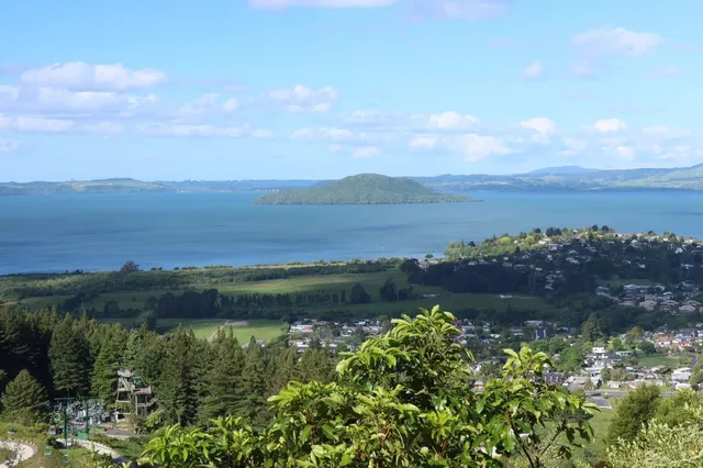 🇳🇿 Rotorua - A City That's Full of Character (and Smells!)