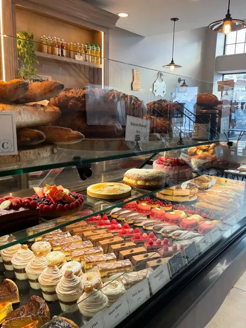 Washington DC Super Delicious Bakery & Pastry Shop! 🥖🍰✨