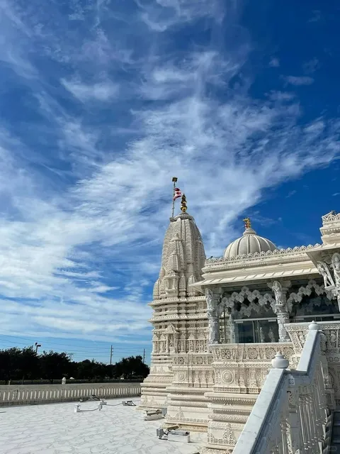 Visit BAPS Shri Swaminarayan Mandir