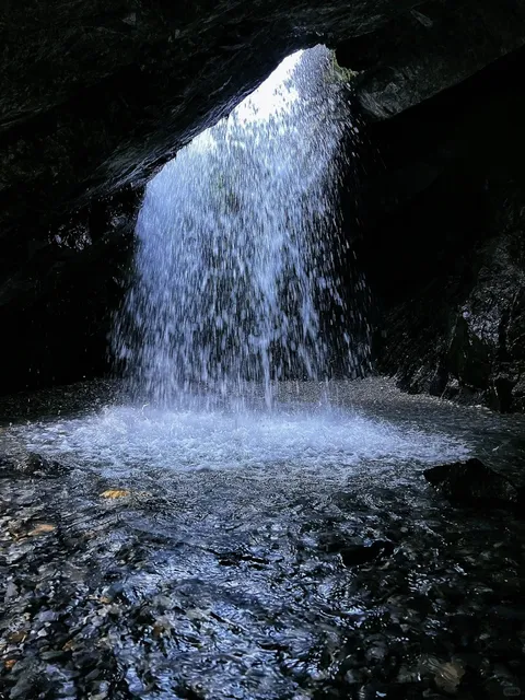 🇺🇸 Salt Lake City | The Magical Cave Donut Fall ✨  