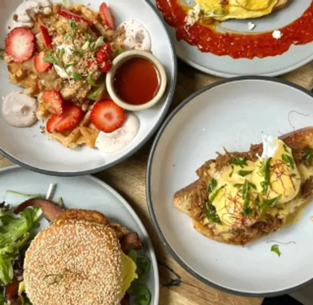 New York | Hole in the Wall 🌟