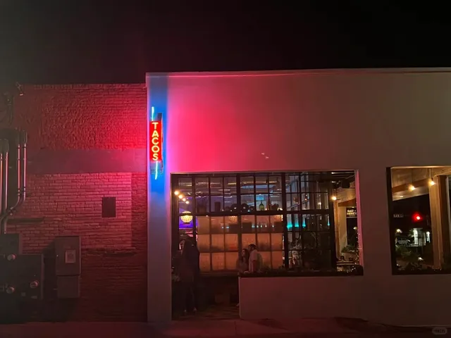 El Paso - Border Walls & Taco Nights 🌮✨