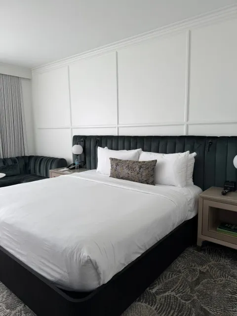 🏨 Top-Value 5-Star Stay in Buckhead! 🌟🛎️