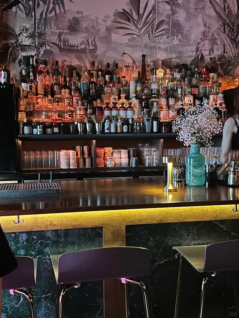  Bochum’s Hidden Cocktail Gem: A Must-Visit for Drink Connoisseurs! 🍸